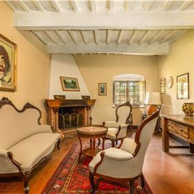 8 Bedroom Villa with Pool near Certaldo, Tuscany, Sleeps 14 - 15